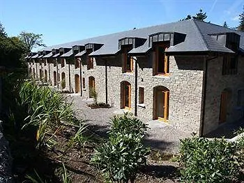 Parknasilla Self Catering Lodges Gerendaház